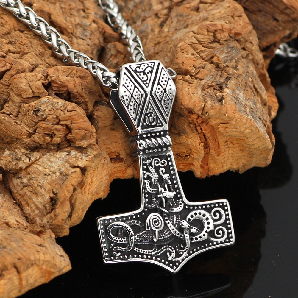 Collar Vikingo Martillo Mjolnir del Dios Thor